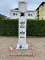 cimitir eroi bolzano italia 1