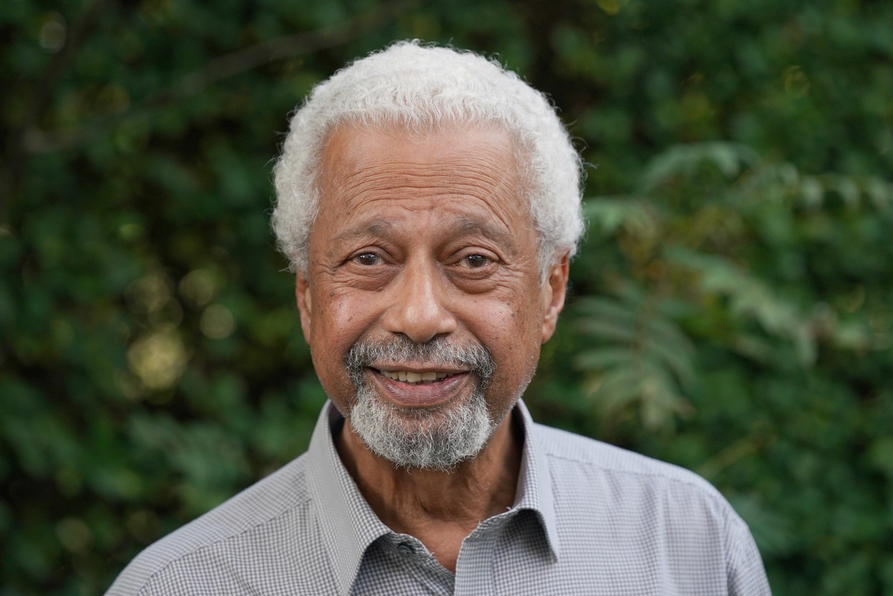 „Pleacă de aici! Lasă-mă în pace!” Reacția lui Abdulrazak Gurnah când a fost anunțat că a câștigat Nobelul pentru literatură