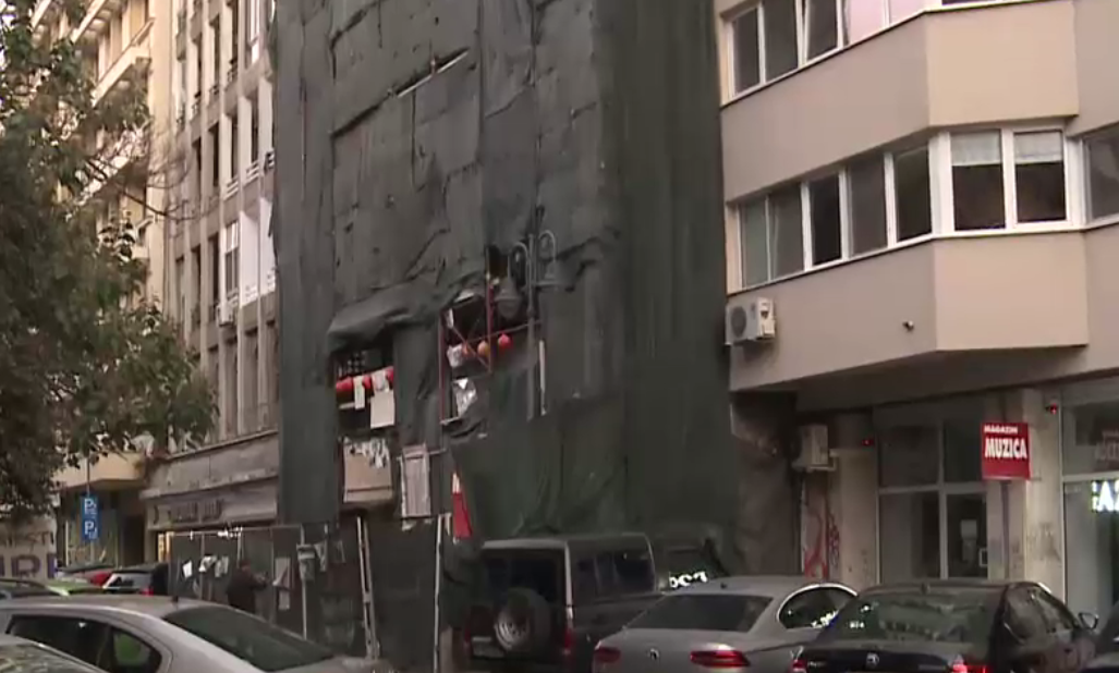 Primăria Capitalei, dată în judecată de locatarii unui bloc pentru că nu și-a mai finanțat propria companie și a oprit consolidarea