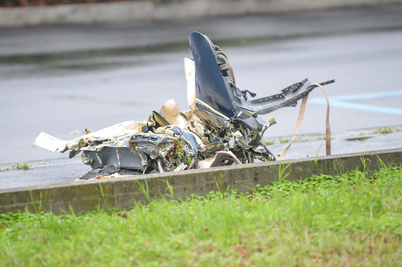 Italy: Milan: ultralight plane crashes on building in San Donato, six dead