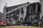 Italy: Milan: ultralight plane crashes on building in San Donato, six dead