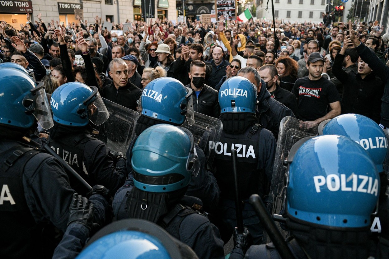 Italia se pregătește de proteste, în ziua în care permisul de sănătate devine obligatoriu