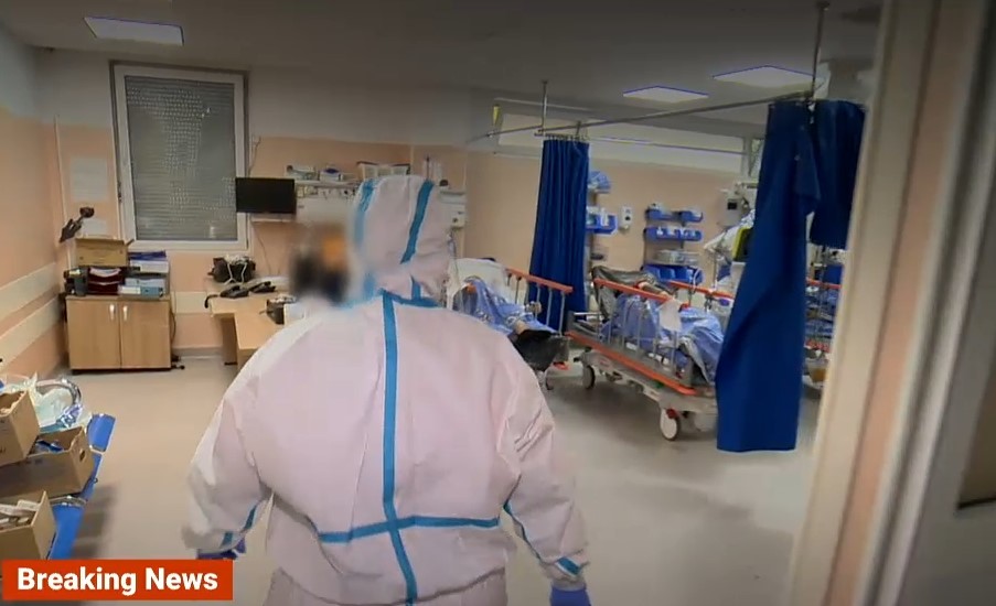 REPORTAJ. Mărturii de pe holurile Spitalului de Urgenţă Floreasca: „Stau pe scaun de aseară. Nu vedeţi ce e aici? E o nenorocire!”