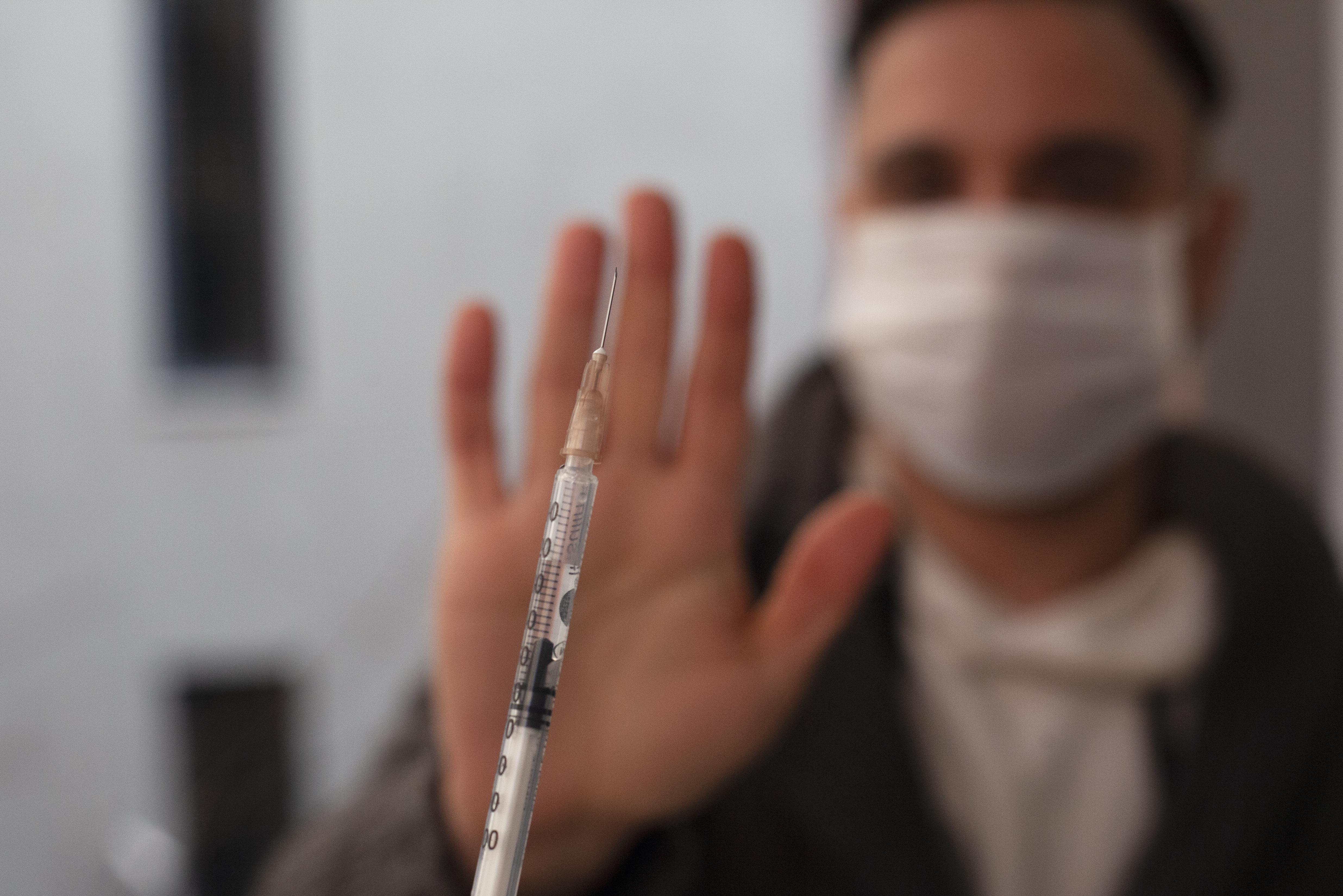 Raed Arafat: Oamenii au fost păcăliți. Punct. Trebuie să recunoaștem. Au reușit unii să păcălească populația în halul acesta