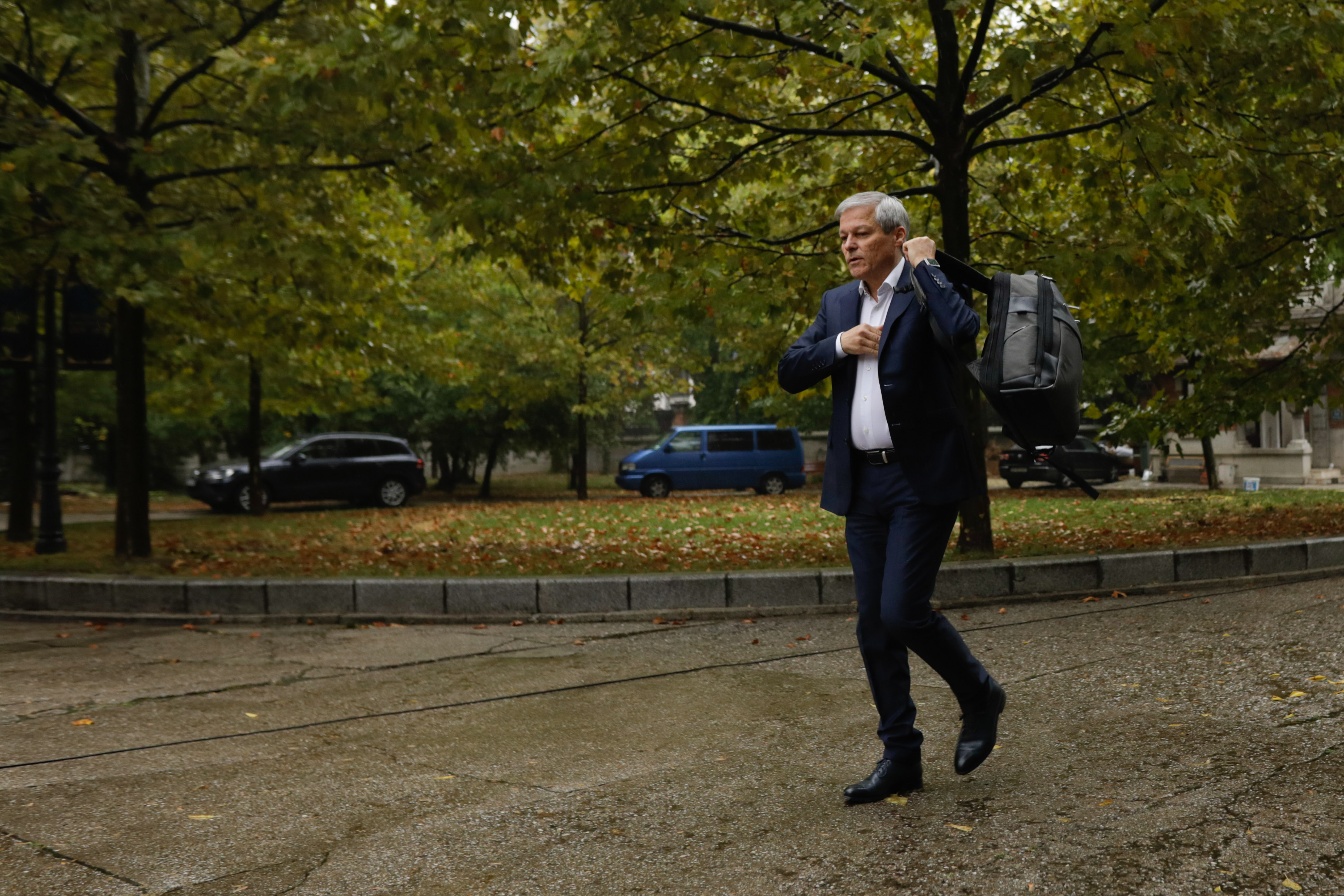 Misiune: Imposibilă. Pe câte voturi se bazează Guvernul Cioloș în Parlament