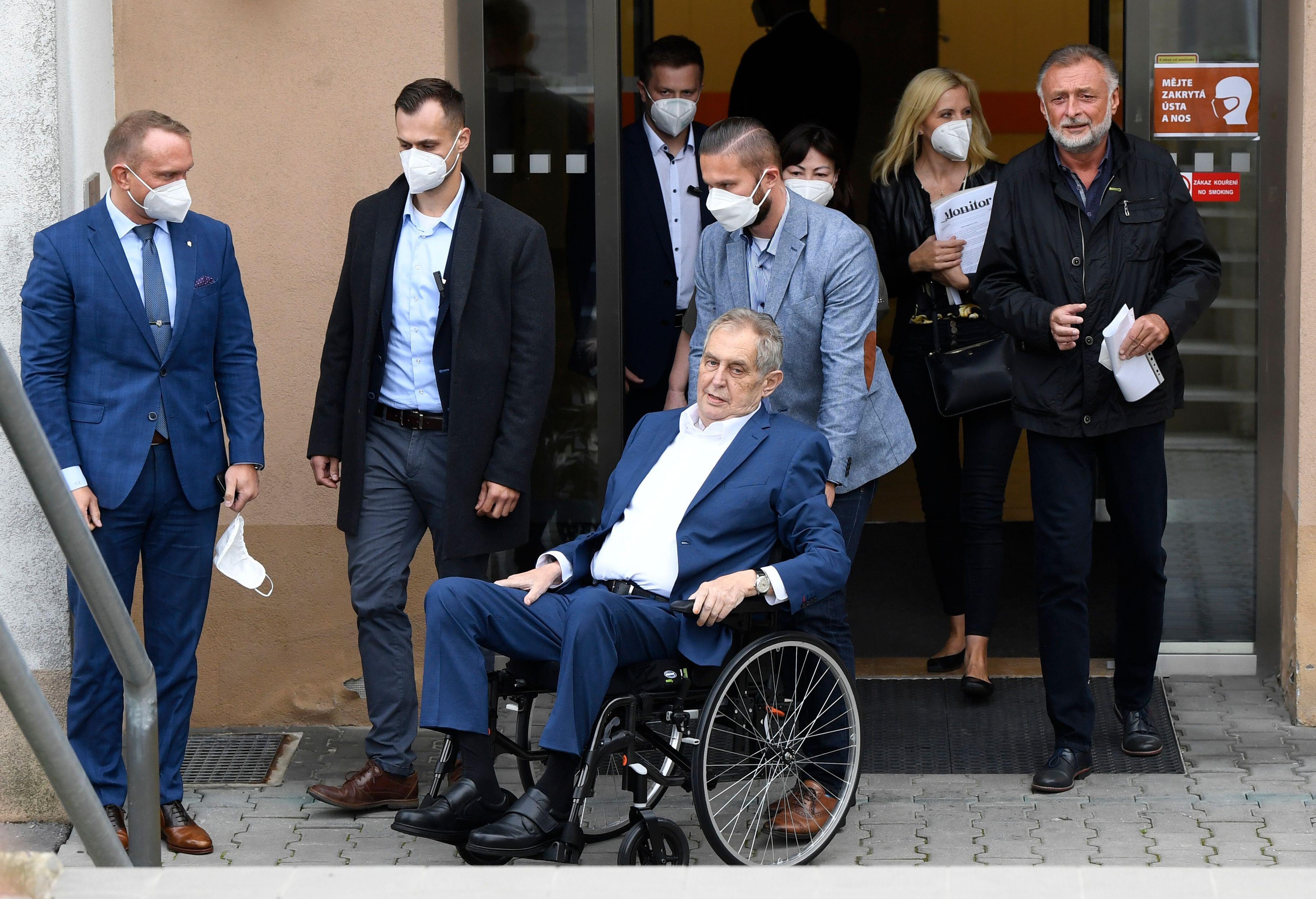Președintele Cehiei, aflat la terapie intensivă, nu-și poate îndeplini atribuțiile. „Prognosticul pe termen lung este extrem de incert"