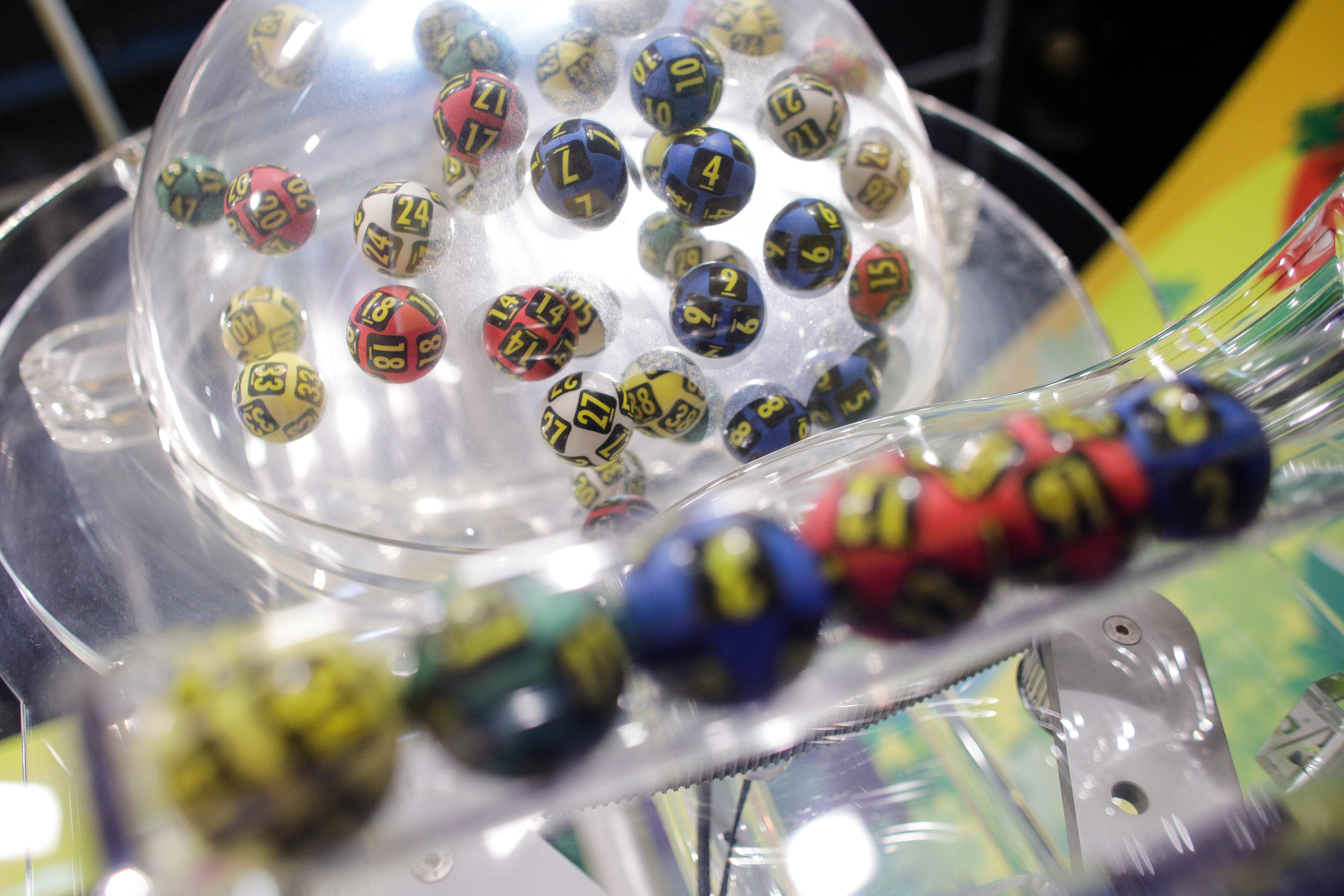 LOTO, rezultatele din 10 octombrie 2021: Numerele la Joker, Loto 6 din 49, Loto 5 din 40 și Noroc la tragerile speciale ale toamnei