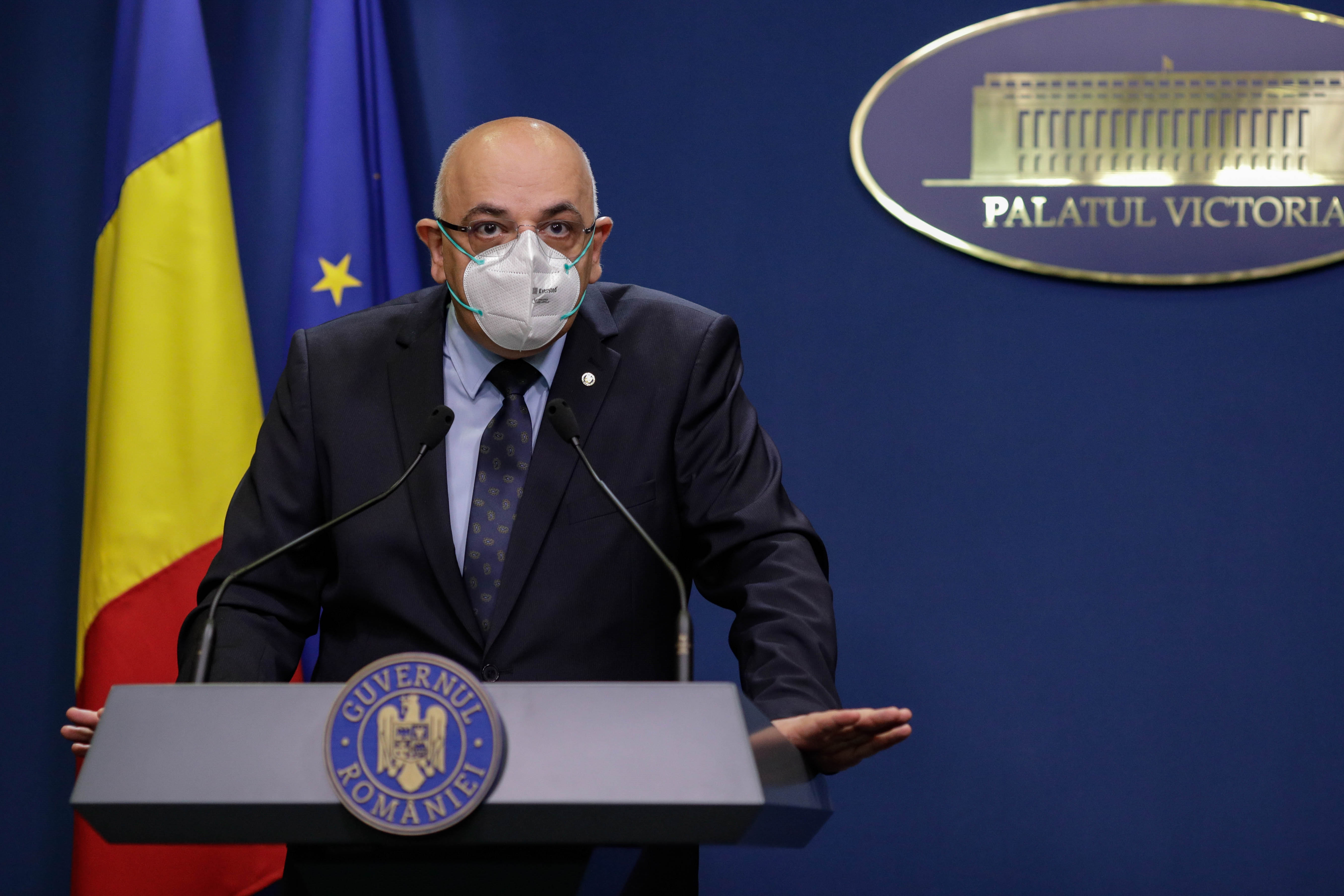 Raed Arafat anunță noi măsuri pentru gestionarea pandemiei: ambulanțe suplimentare, concedii suspendate, examen pentru rezidenți amânat