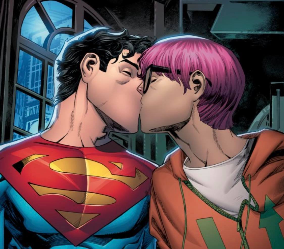Noul Superman va fi bisexual. El se va îndrăgosti tot de un reporter, dar bărbat