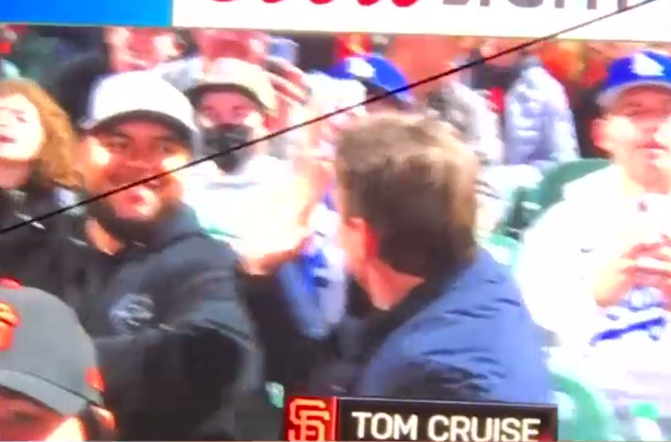 VIDEO. Tom Cruise, de nerecunoscut. Cum arăta fața starului american, prezent zilele trecute la un meci de baseball