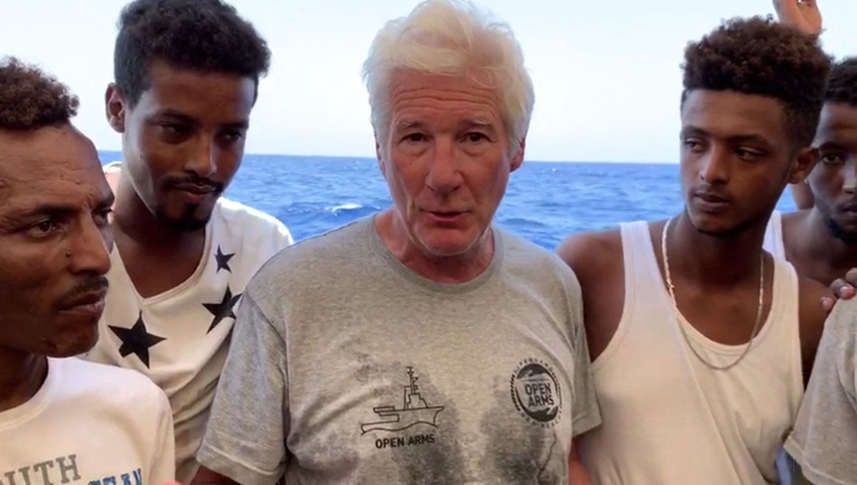 Actorul Richard Gere, chemat să depună mărturie împotriva politicianului italian Matteo Salvini
