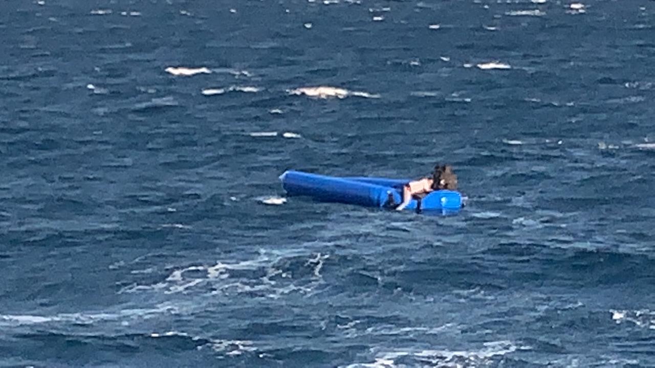 Patru copii s-au înecat după ce o barcă cu migranți care încercau să ajungă din Turcia în Grecia s-a scufundat