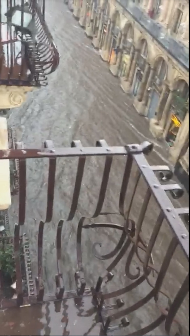 Italy: Heavy rain caused flood in Catania and Sicily..The streets of the Catania's center transformed into a river in flood