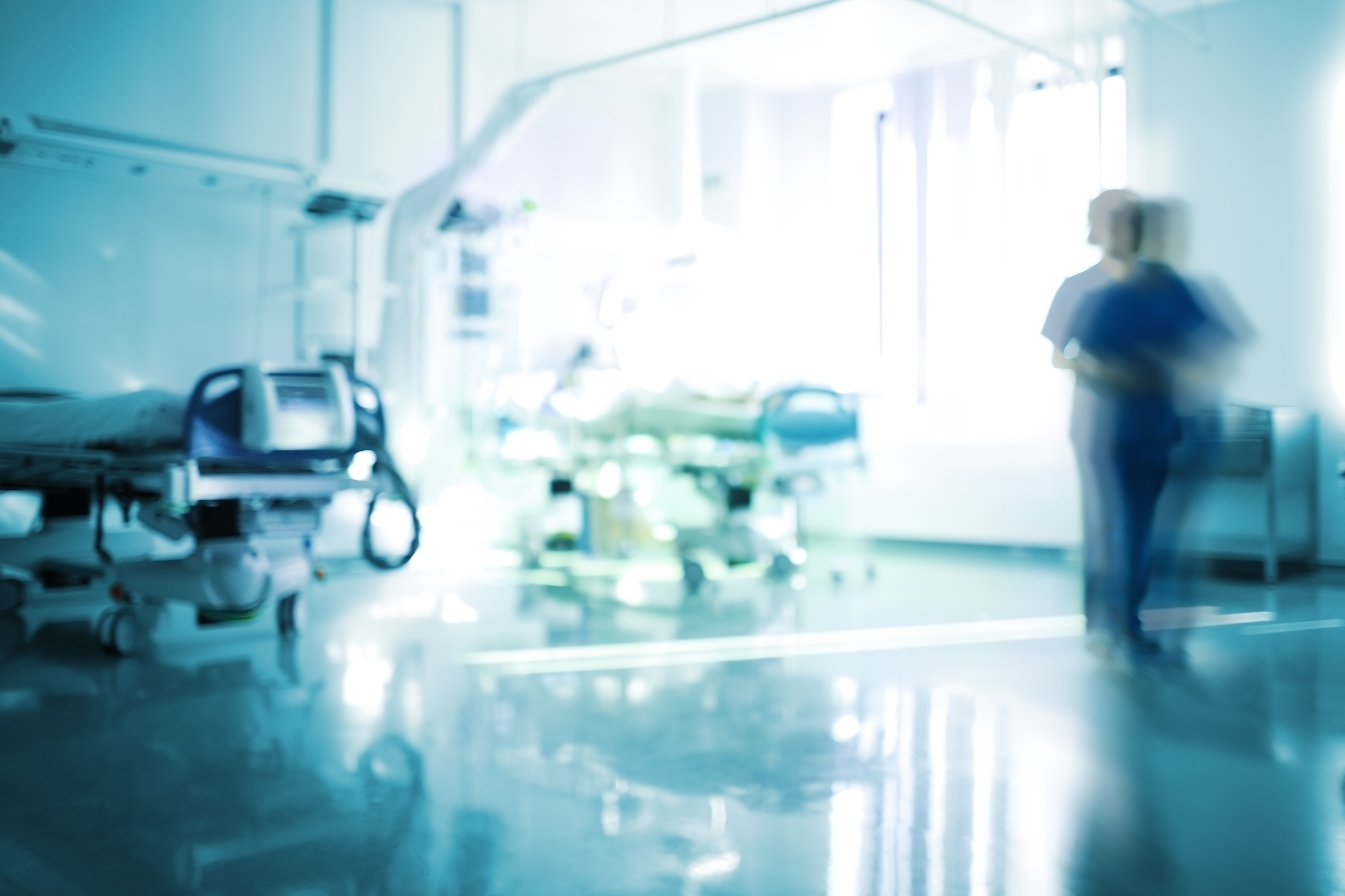 Franta trimite doua camioane cu 13 tone de echipamente medicale in Romania