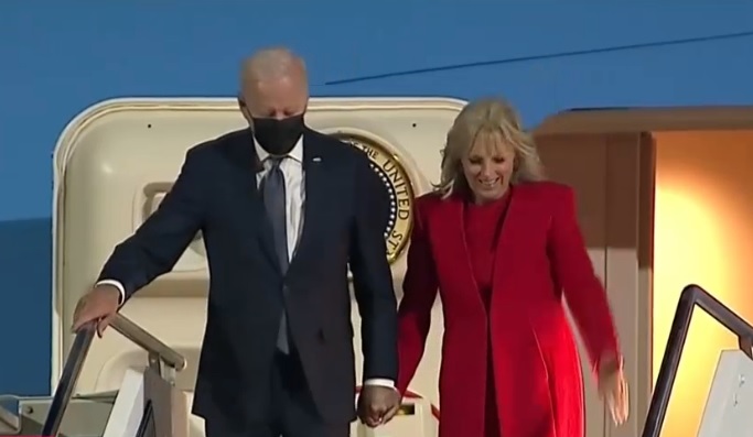 Joe Biden este în Europa pentru summitul G20 și cel climatic COP26. Președintele SUA a ajuns la Roma și se va întâlni cu Papa Francisc
