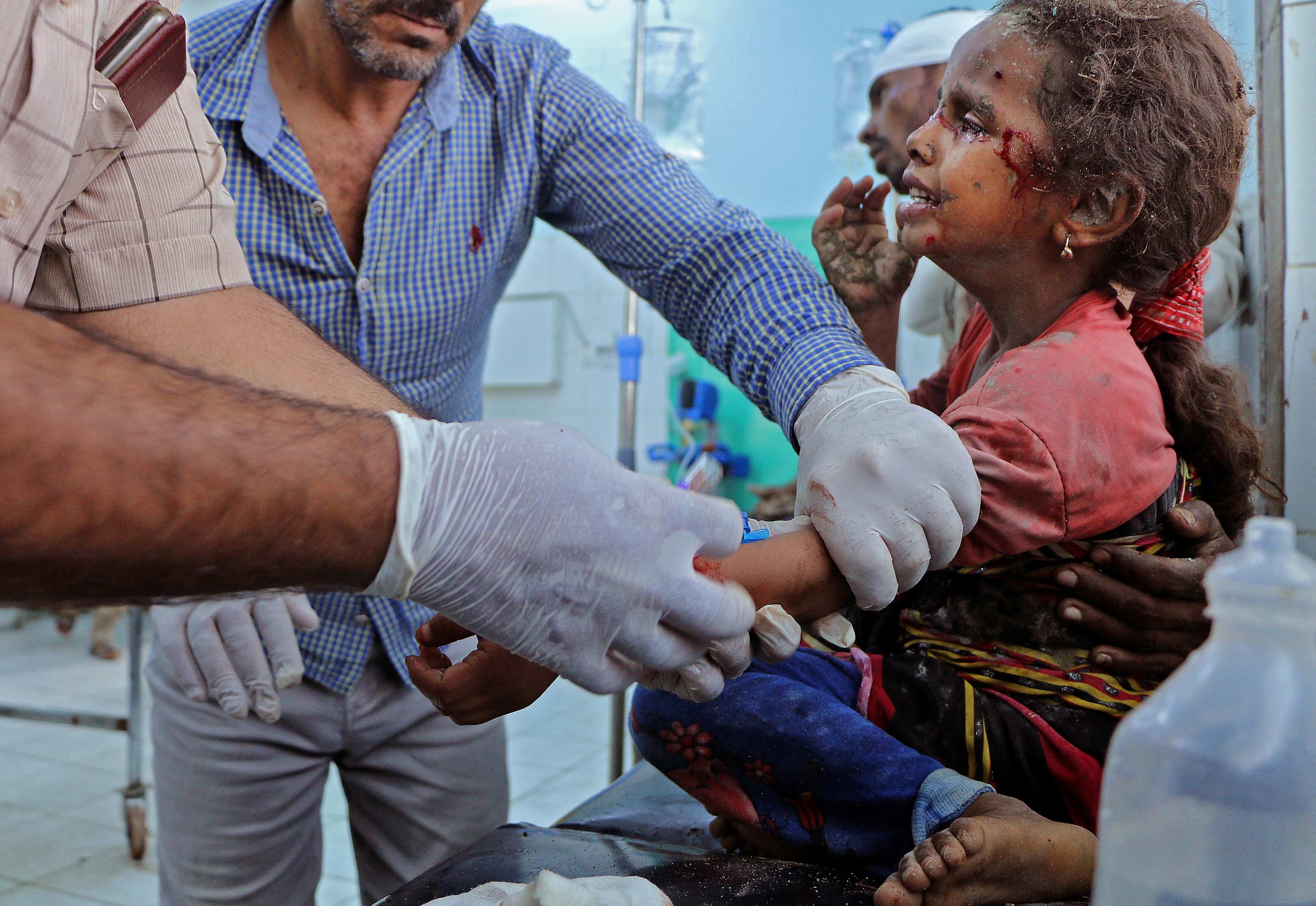 Cea mai mare criză umanitară. 10.000 de copii au fost uciși sau mutilați în cei șase ani de conflict din Yemen