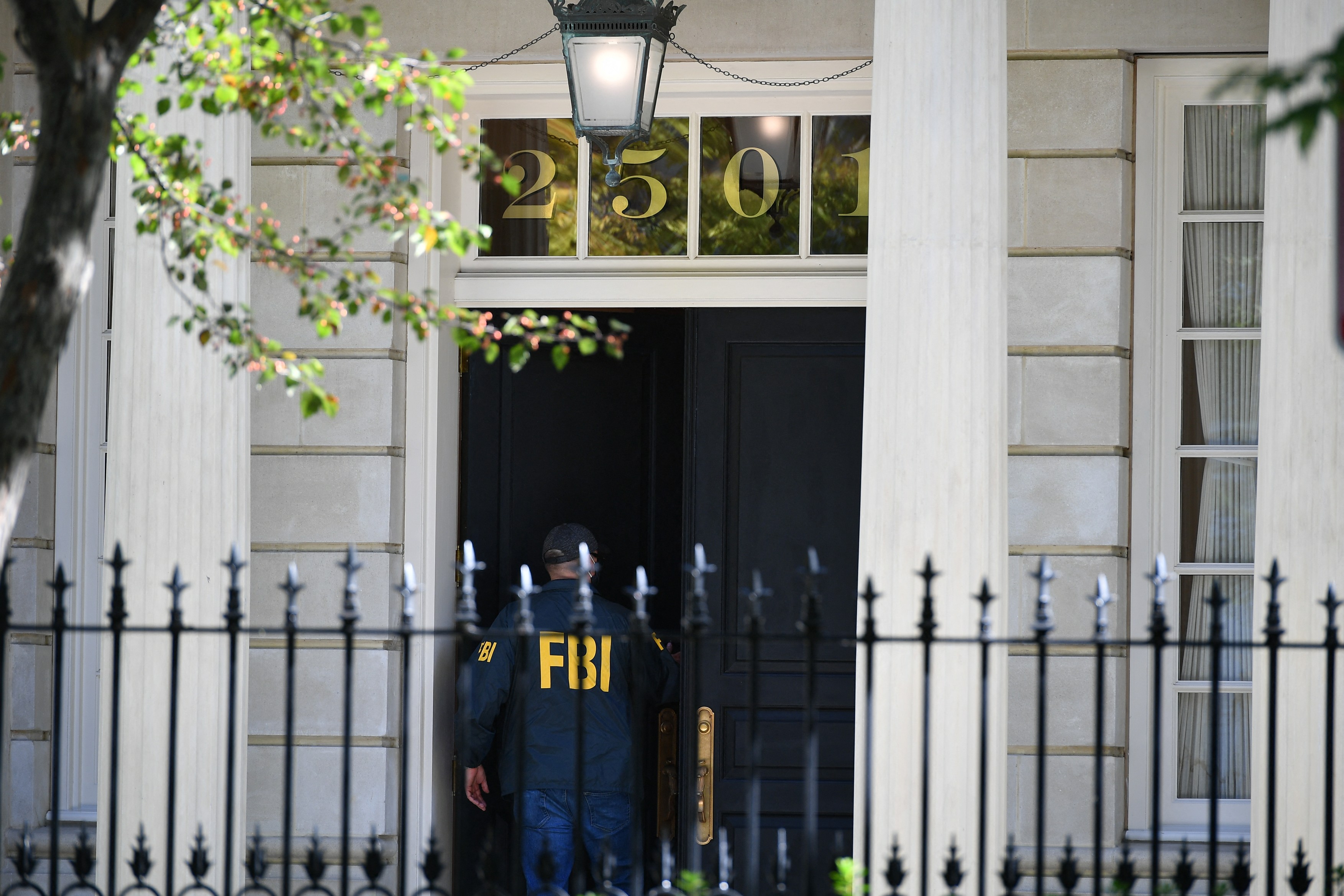 FBI a făcut percheziții la locuinţa din Washington a oligarhului rus Oleg Deripaska, un apropiat al lui Vladimir Putin