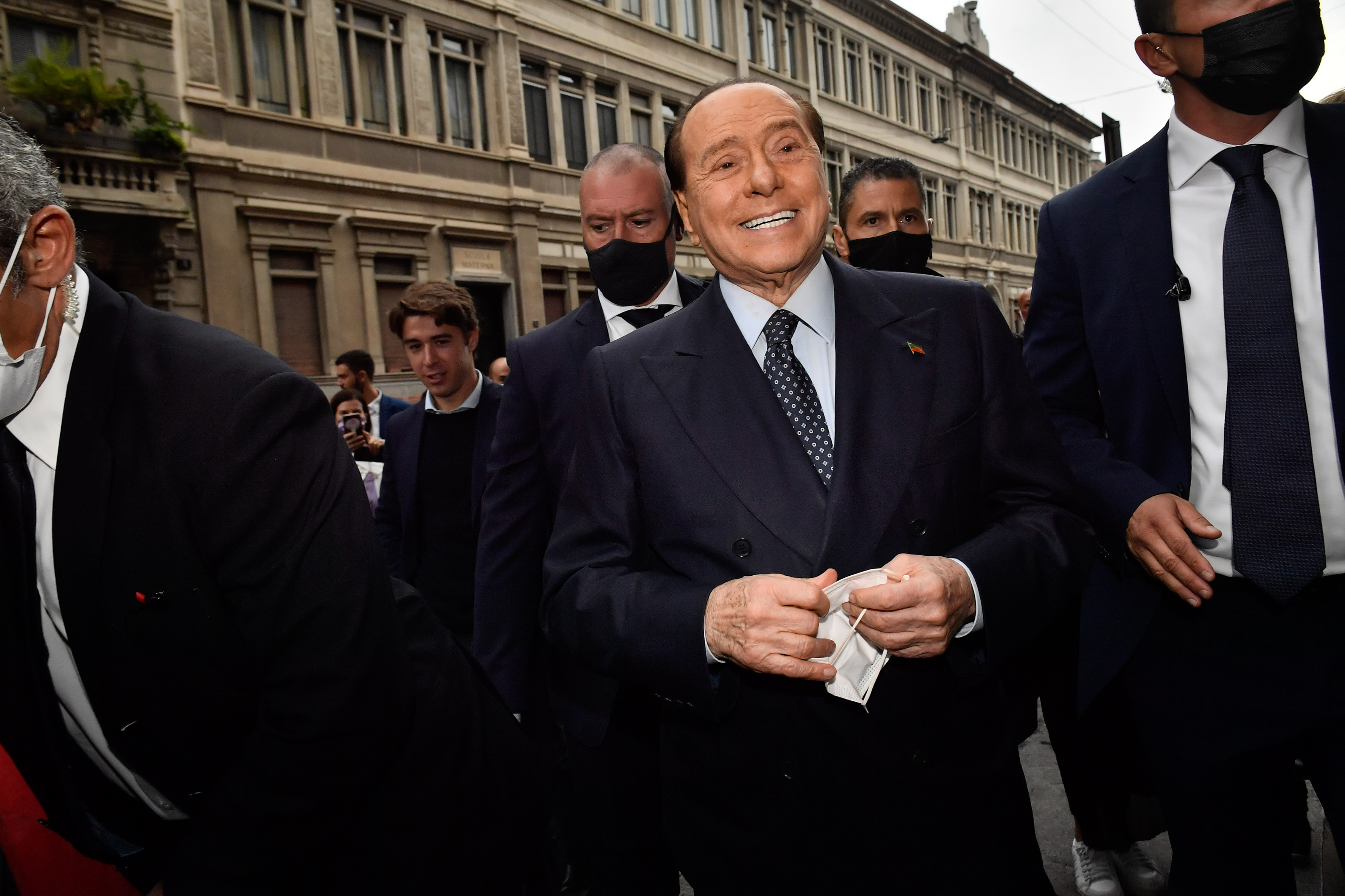 Silvio Berlusconi renunță să mai candideze la Președinția Italiei. Procedura de alegere a unui nou șef al statului începe luni