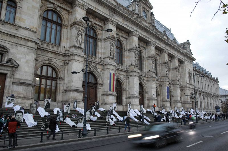 COLECTIV_PROTEST_CAB_01_INQUAM_Photos_Octav_Ganea