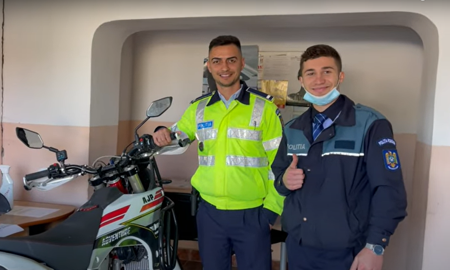 Un britanic și-a urmărit până în România motocicleta furată și a recuperat-o cu ajutorul poliției din comuna Matca