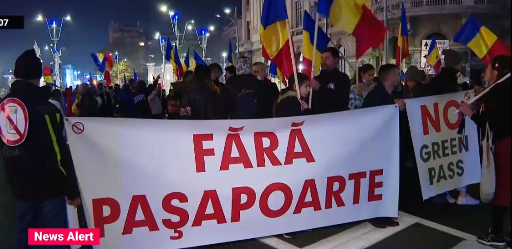 Protest în Piaţa Universităţii din București împotriva certificatului verde
