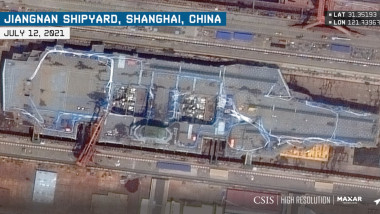 imagine din satelit cu construcția celui mai nou portavion al Chinei, 2021