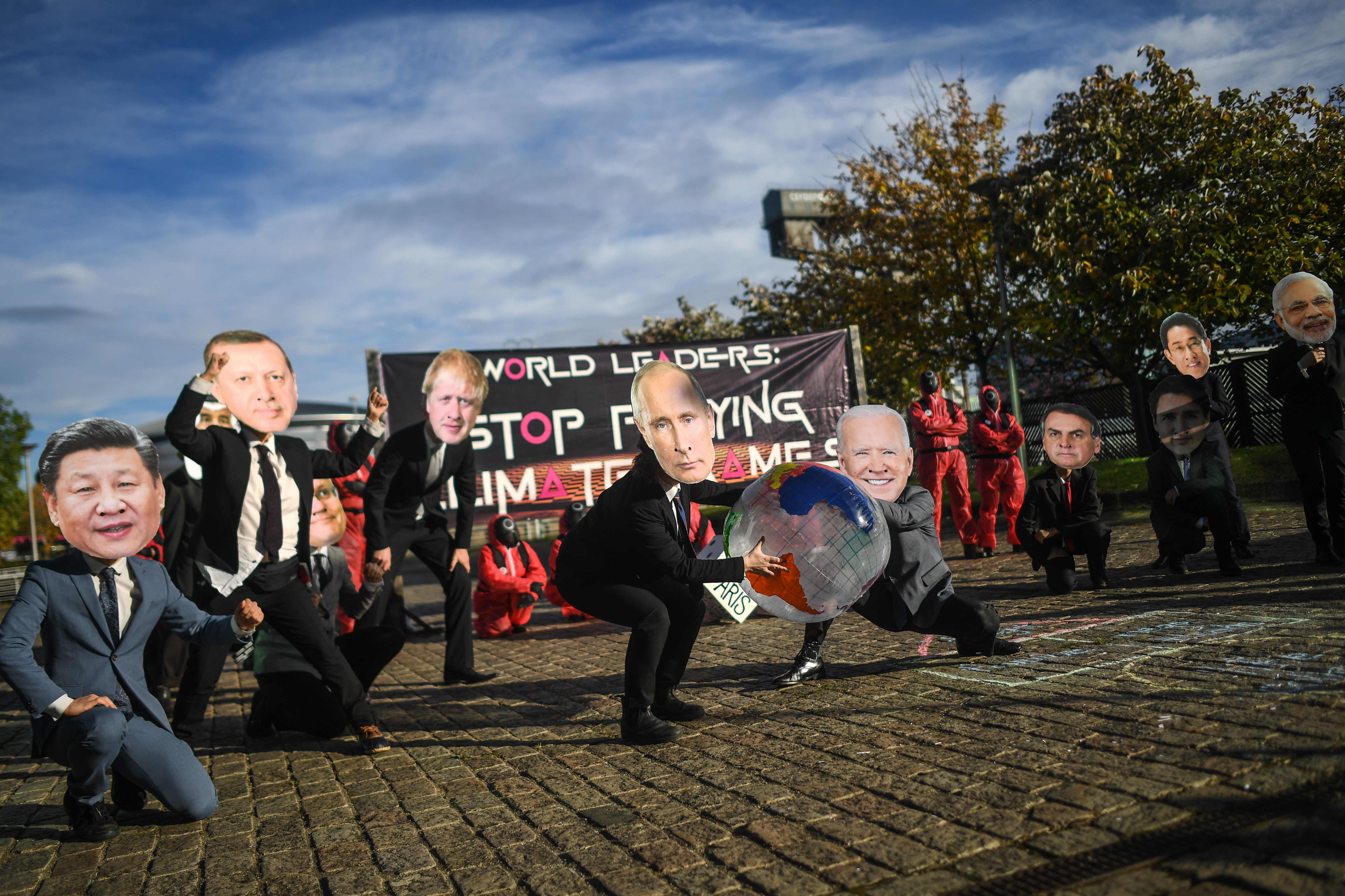 Cu cât contribuie, de fapt, la distrugerea climei planetare marii semnatari ai angajamentelor de la Glasgow