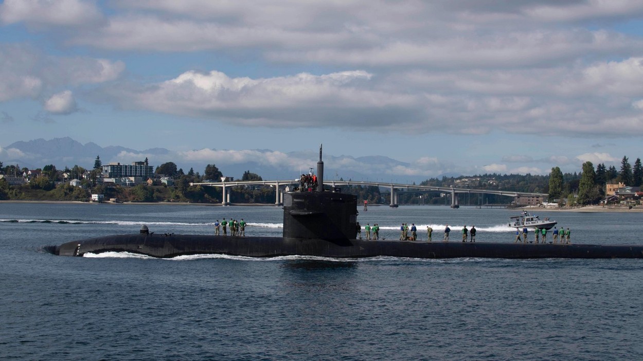 O femeie a recunoscut că a falsificat, timp de zeci de ani, sute de teste pentru oțelul folosit la construcția submarinelor americane