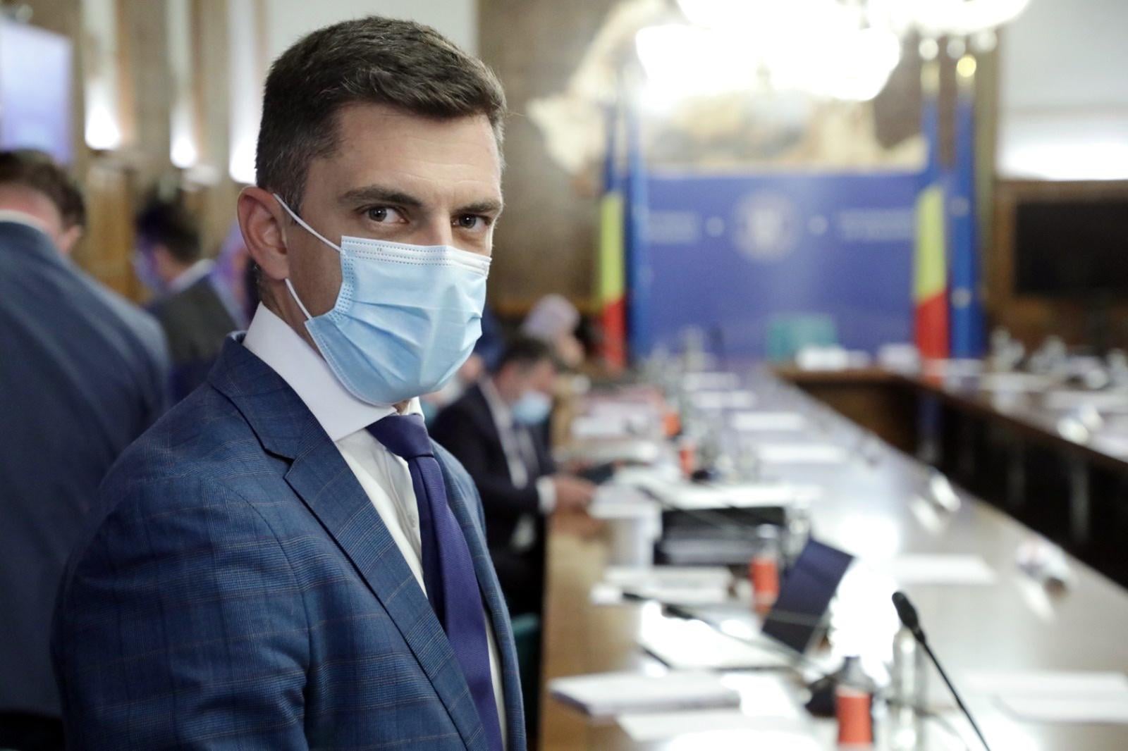 Zeci de campioni români se implică într-o campanie pro-vaccinare. „Trebuie să revenim la viaţa de dinainte, pe care ne-o dorim”