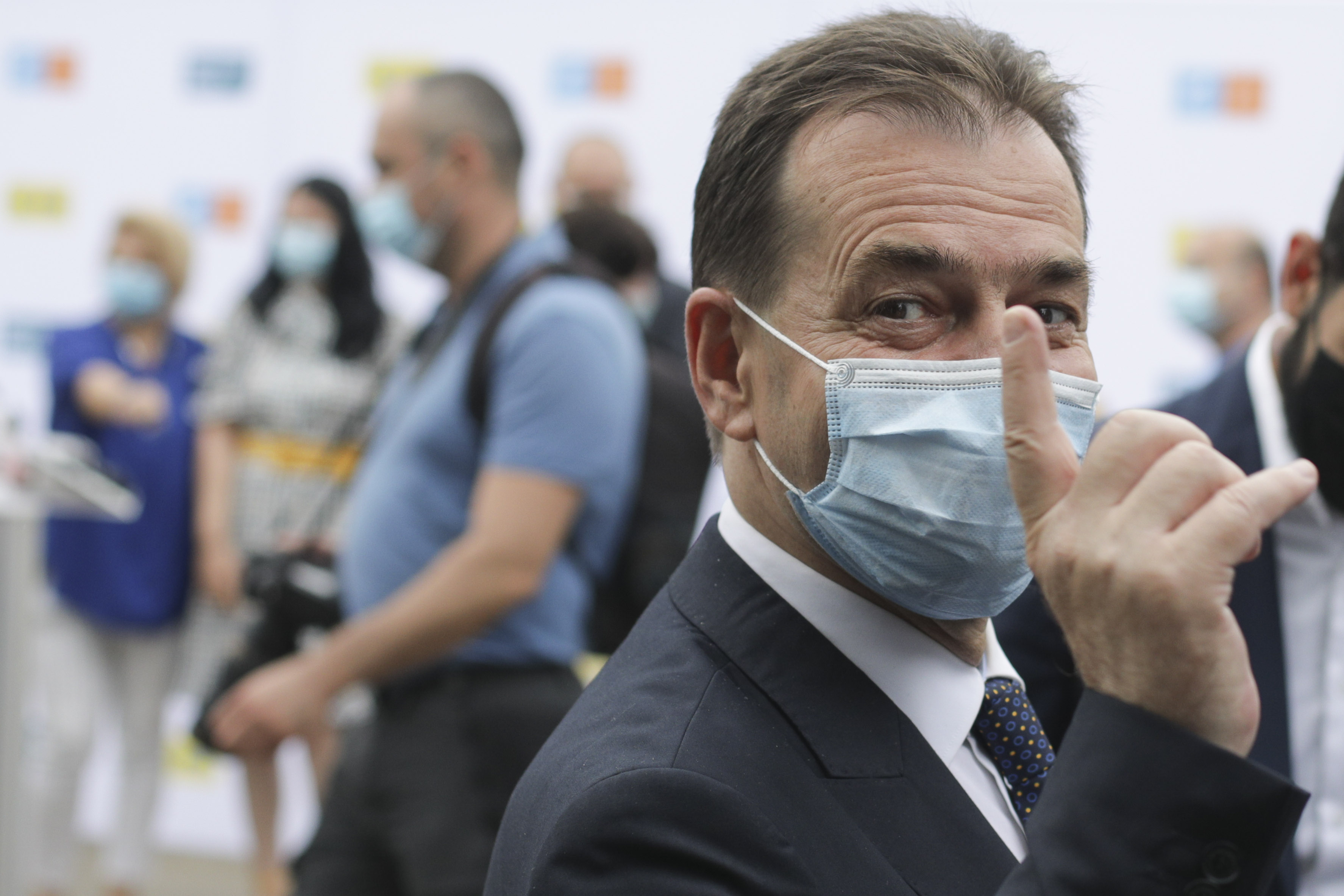 Ludovic Orban: Nu votez legea certificatului verde pentru angajați în forma actuală, deși sunt un susținător al vaccinului