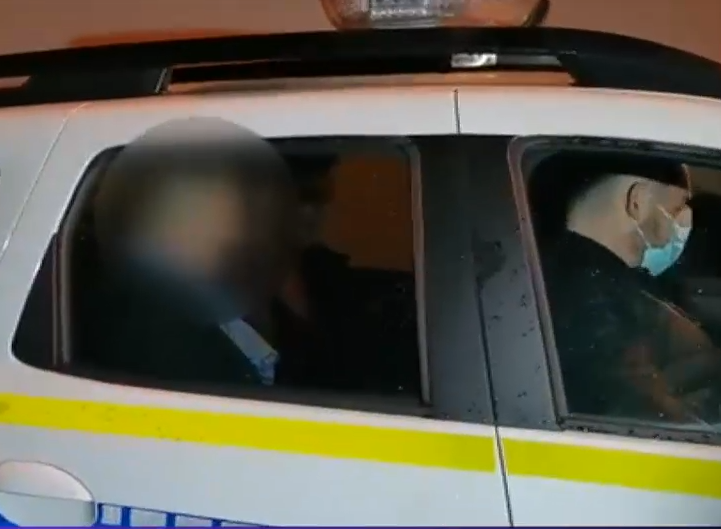 VIDEO. Un medic din Braşov a fost reţinut pentru luare de mită. Acesta ar fi cerut 10.000 de lei pentru o operație