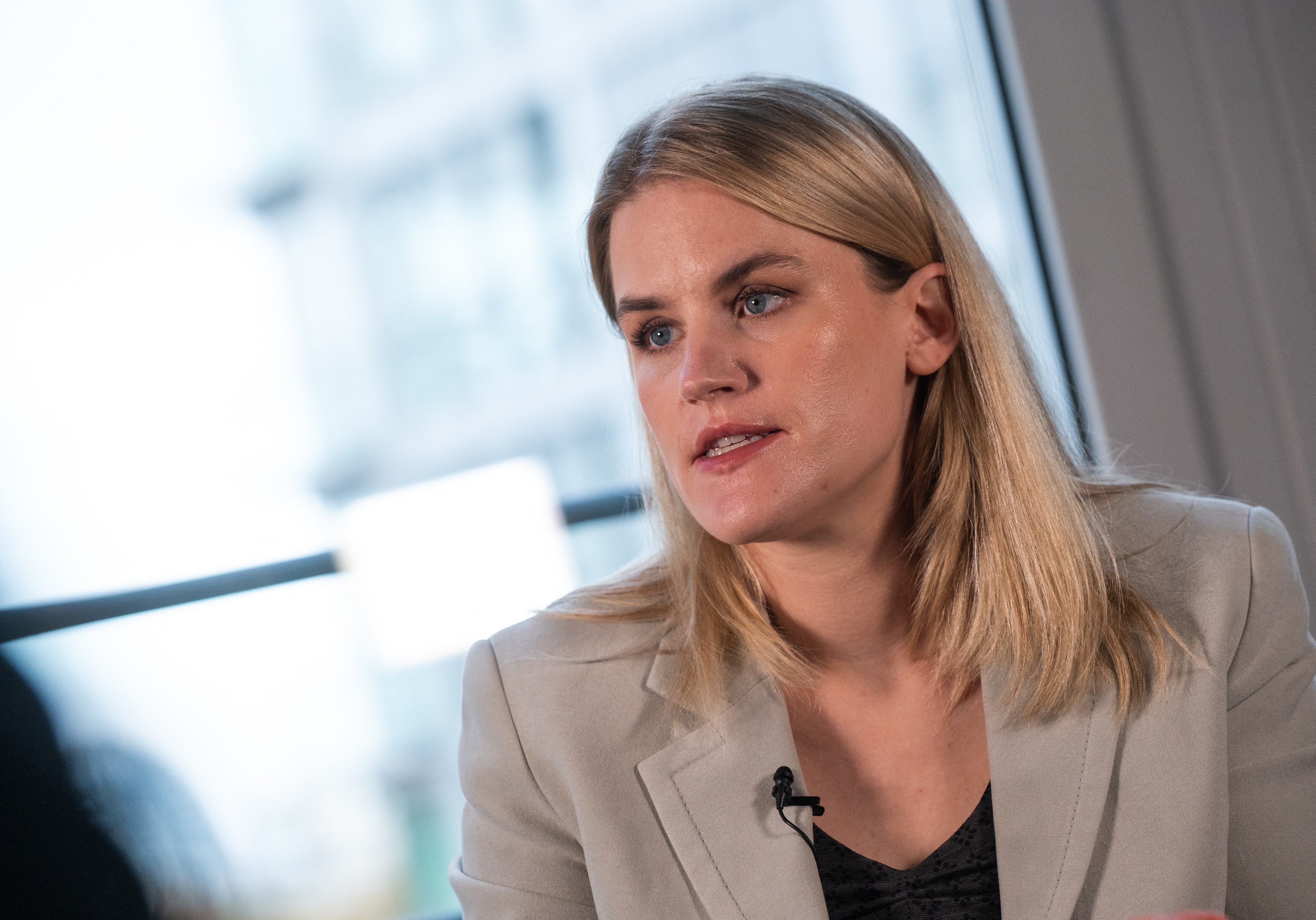 Frances Haugen, denunțătoarea practicilor nocive ale Facebook, va depune mărturie în Parlamentul European