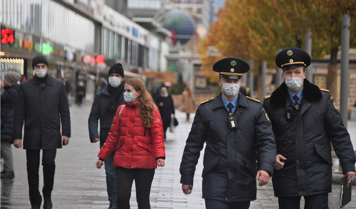 Moscova ridică restricțiile, însă cinci regiuni prelungesc perioada de oprire a activităților economice