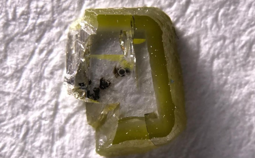 Un mineral care nu ar trebui să existe la suprafața Pământului a fost găsit într-un diamant provenit dintr-una din cele mai mari mine