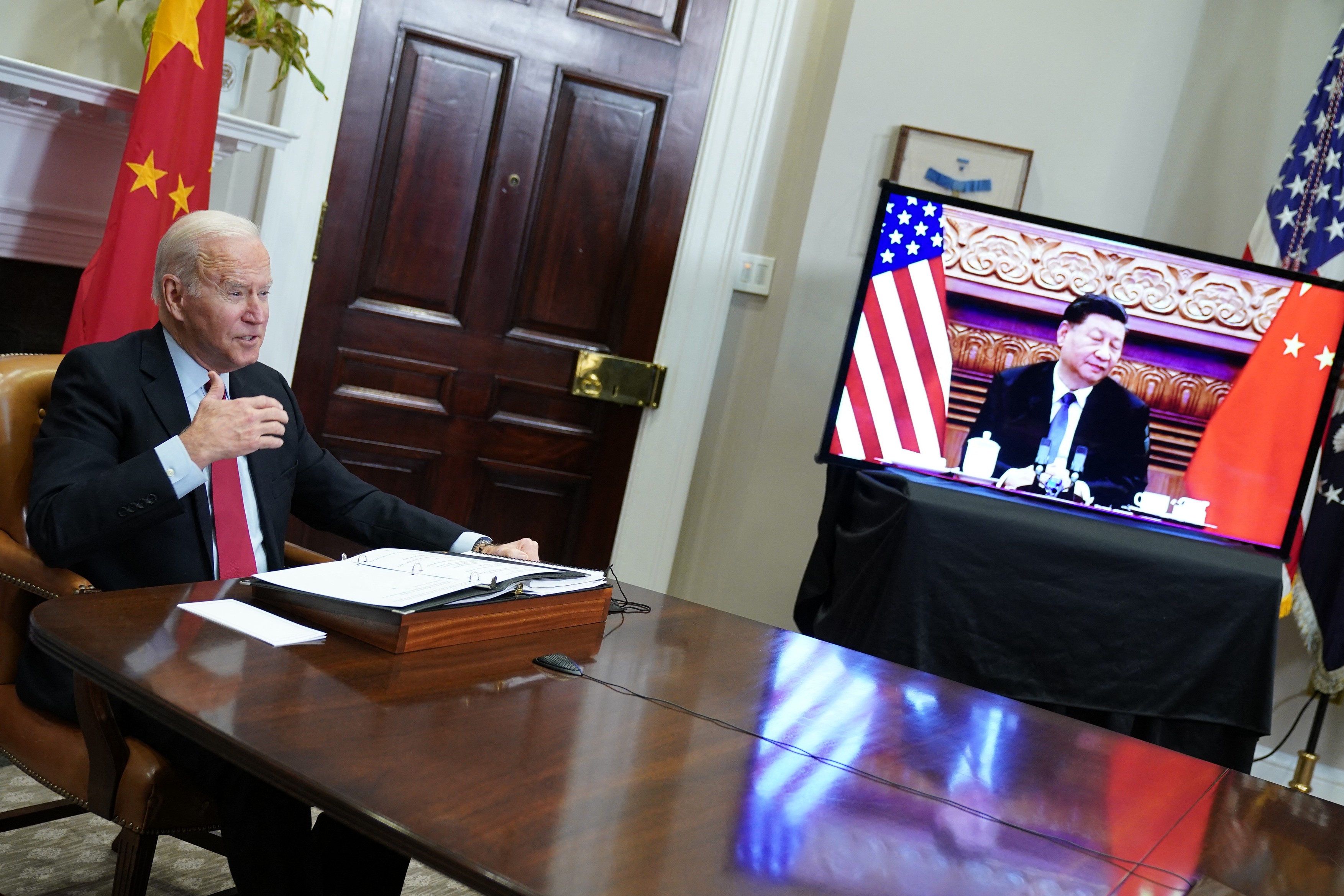 Joe Biden și Xi Jinping au discutat 4 ore în primul lor summit virtual. Liderul Chinei: „Sunt bucuros să-l văd pe vechiul meu prieten"