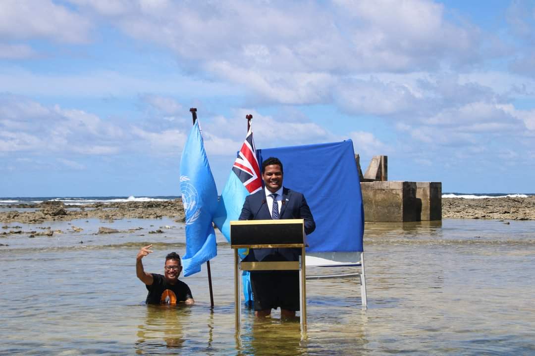 Tuvalu caută modalități să-și păstreze calitatea de stat și zonele maritime dacă insula va fi acoperită de ape