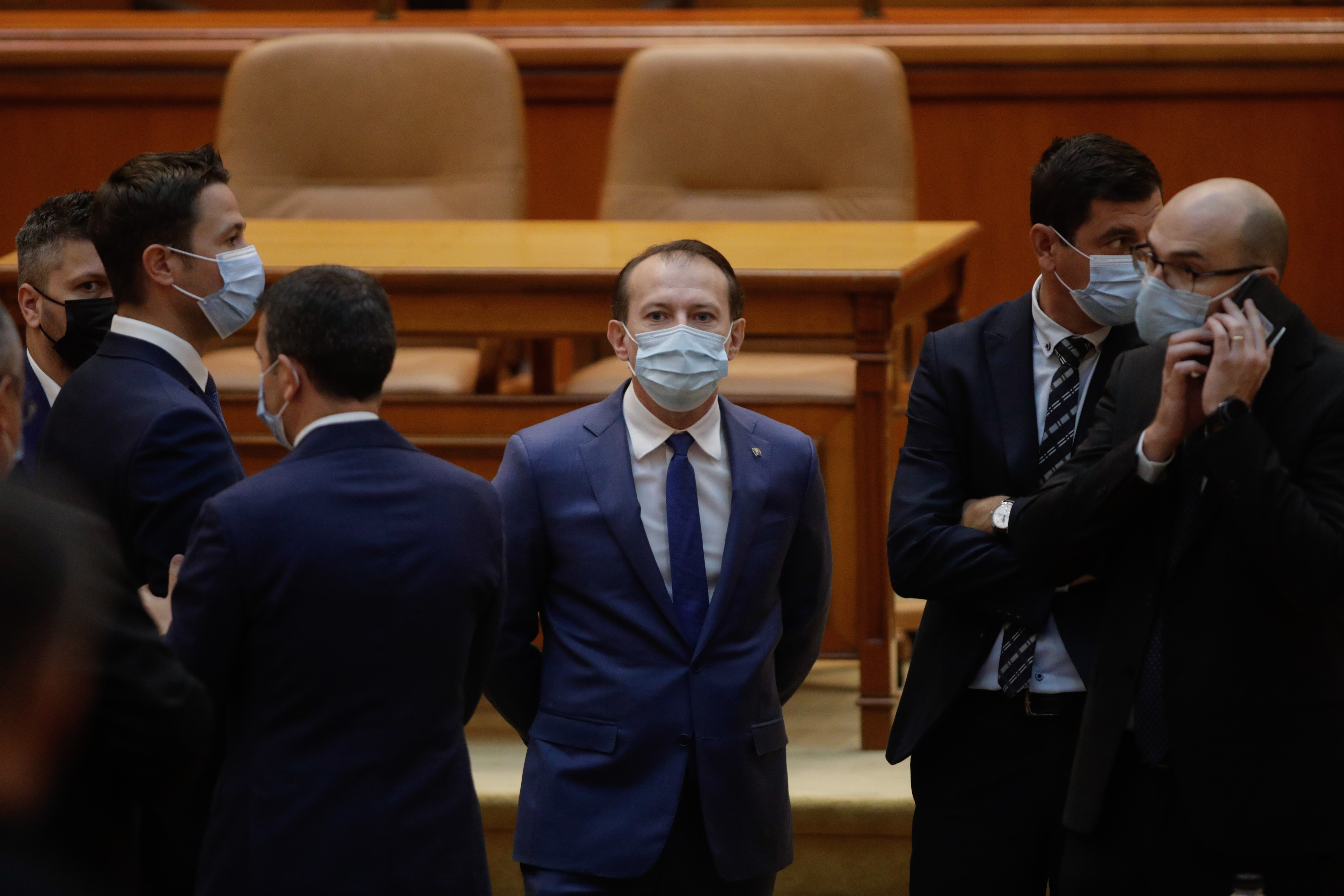 Surse: Cum se împart posturile în Guvernul fără premier și unde s-ar putea bloca negocierile