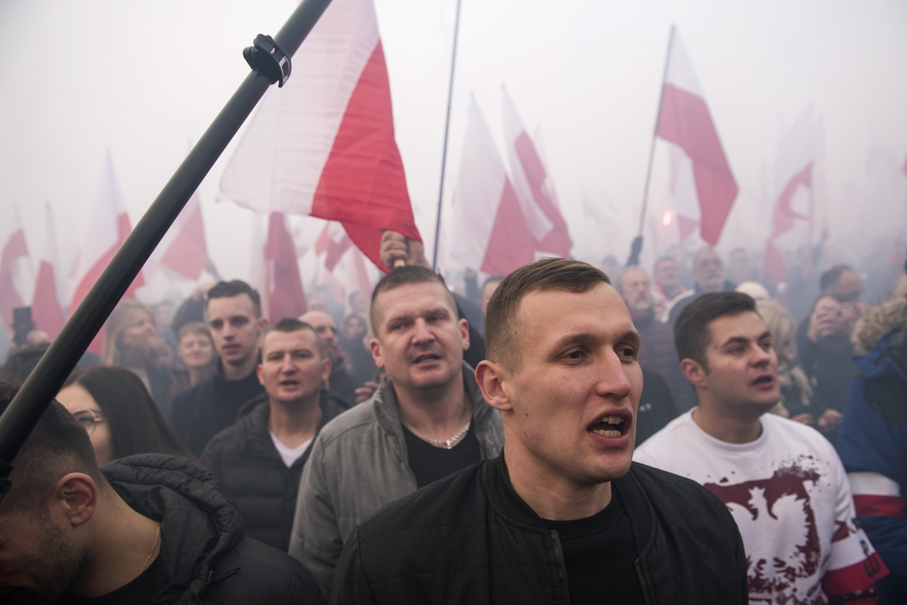 Zeci de mii de extremiști au organizat un marș al „patrioților” în capitala Poloniei