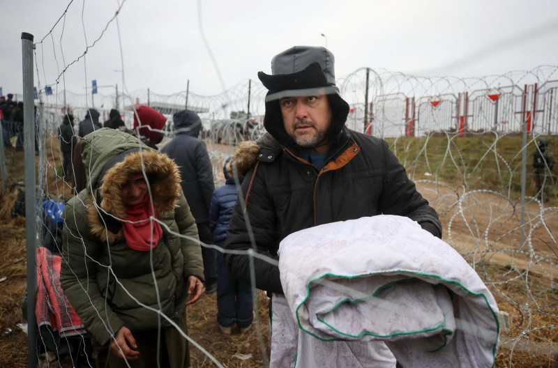 Migrant tent camp on Belarusian-Polish border