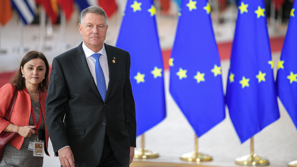 Klaus Iohannis va participa, luni şi marţi, la reuniunea Consiliului European. Sprijinul acordat Ucrainei, pe agenda liderilor europeni