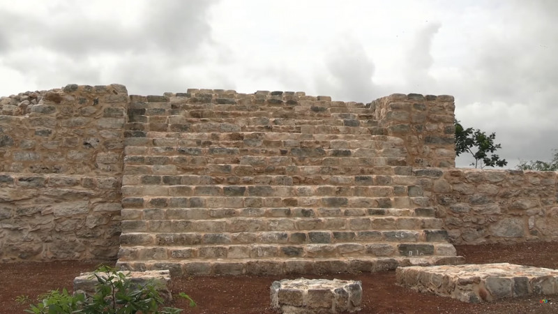 Ruine ale unui oraș mayaș