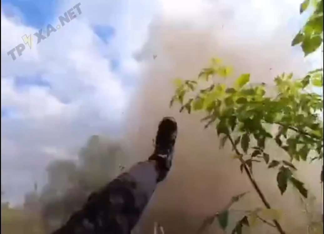 Momentul în care mai mulți jurnaliști străini și ucraineni sunt la un pas să fie uciși de bombele rușilor