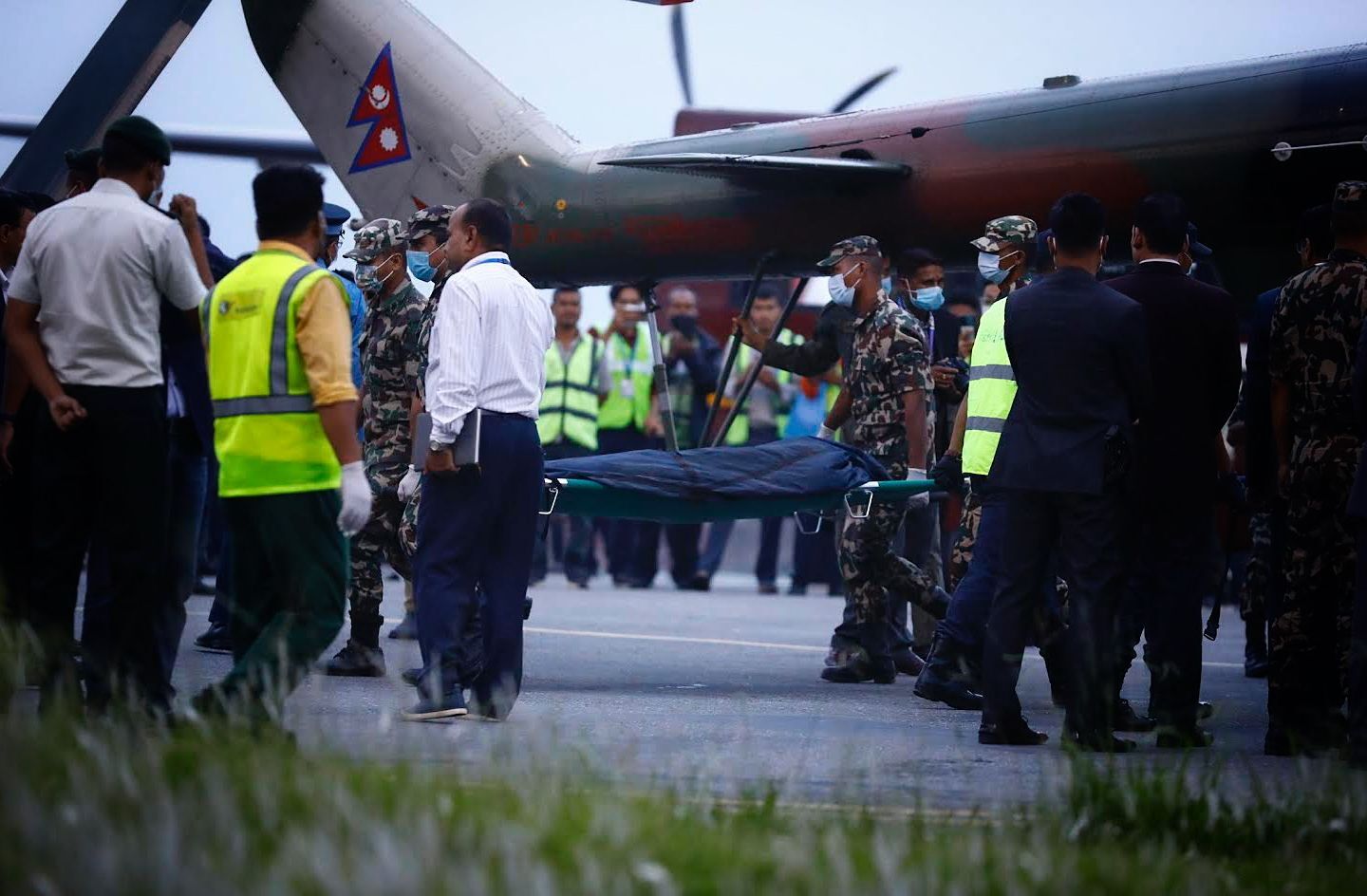 Accident aviatic în Nepal: Au fost recuperate trupurile tuturor celor 22 de victime și cutia neagră a avionului prăbușit