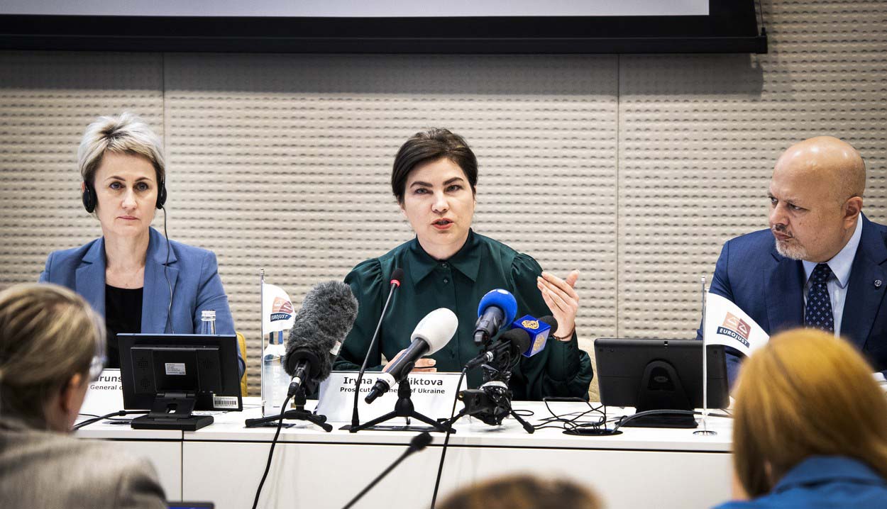 Ucraina a identificat peste 600 de suspecți de crime de război. Procurorul general: Printre ei se află înalți ofițeri și politicieni