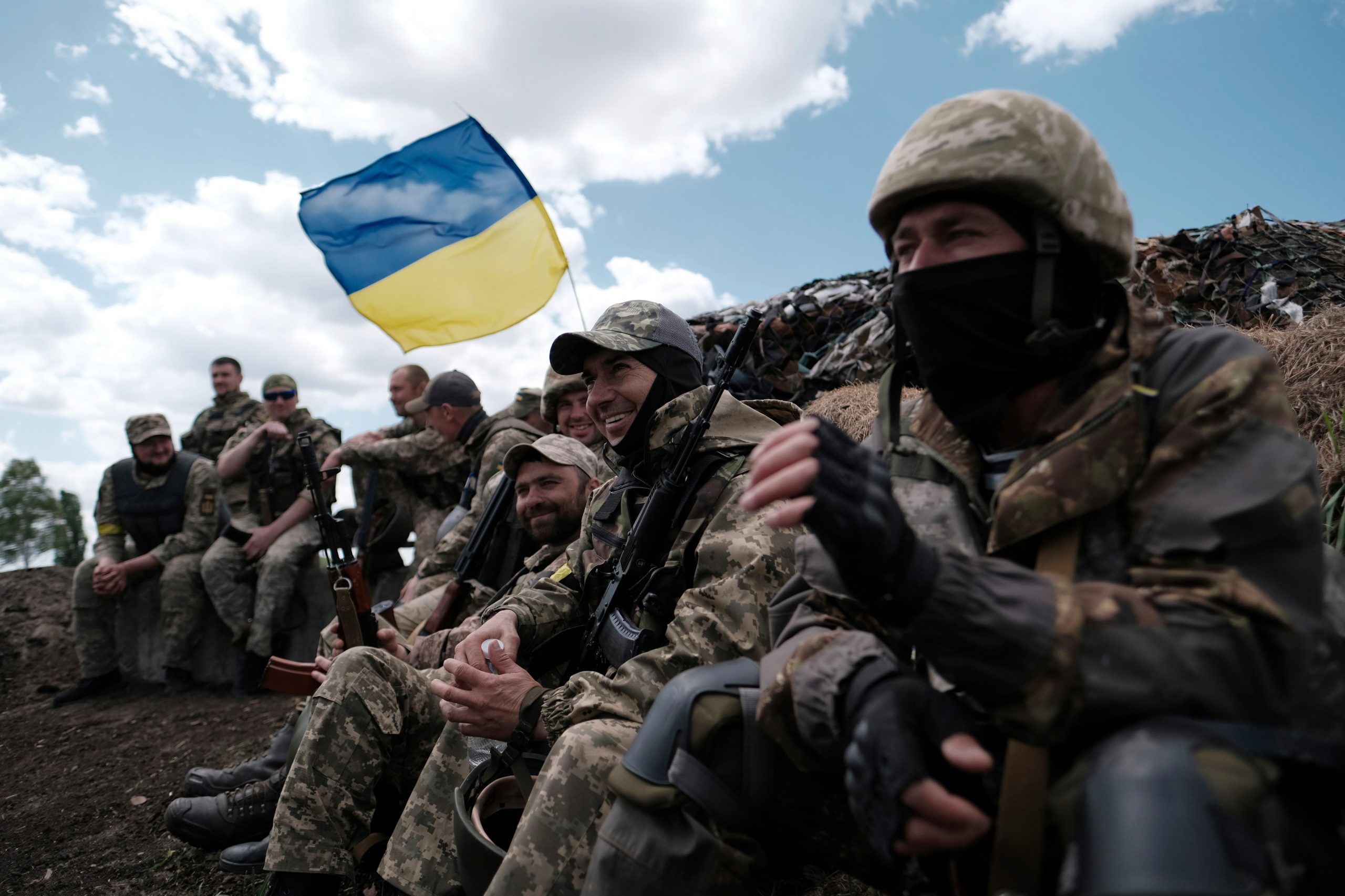 Patru combatanţi voluntari străini au fost ucişi în Ucraina, anunţă Legiunea Internaţională