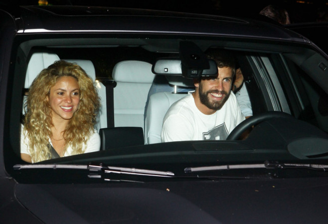 Shakira and Gerard Pique enjoy a romantic dinner in Hollywood