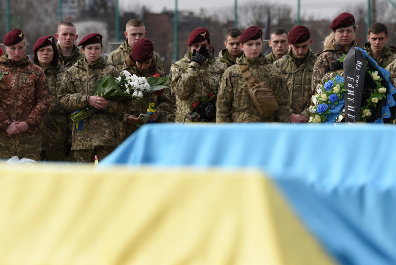 Ucraina şi Rusia au făcut schimb de sute de militari ucişi. Kievul cerea insistent trupurile soldaților decedați