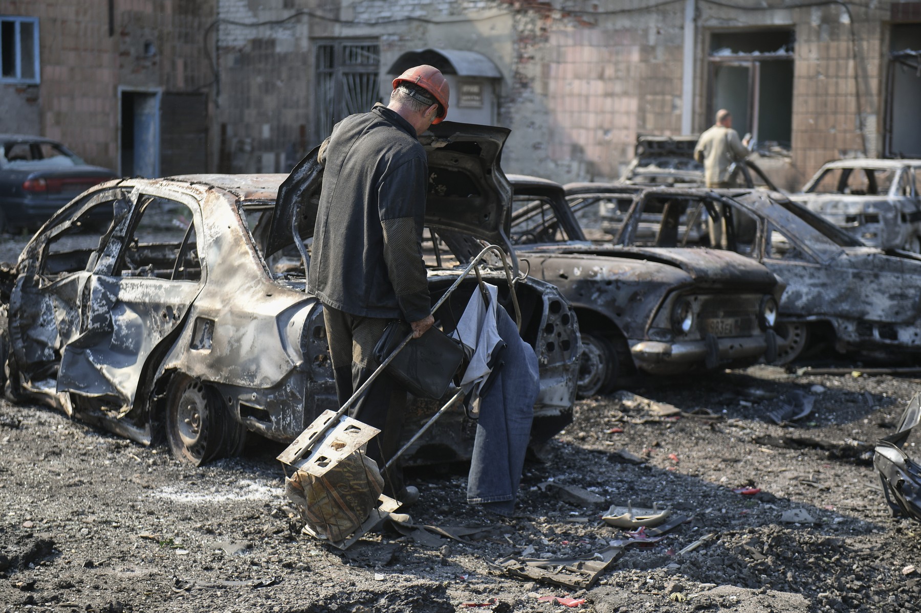 Ziua 102 de război. Noi bombardamente lângă Kiev. Peste 260 de copii au fost uciși de la începutul invaziei Rusiei în Ucraina