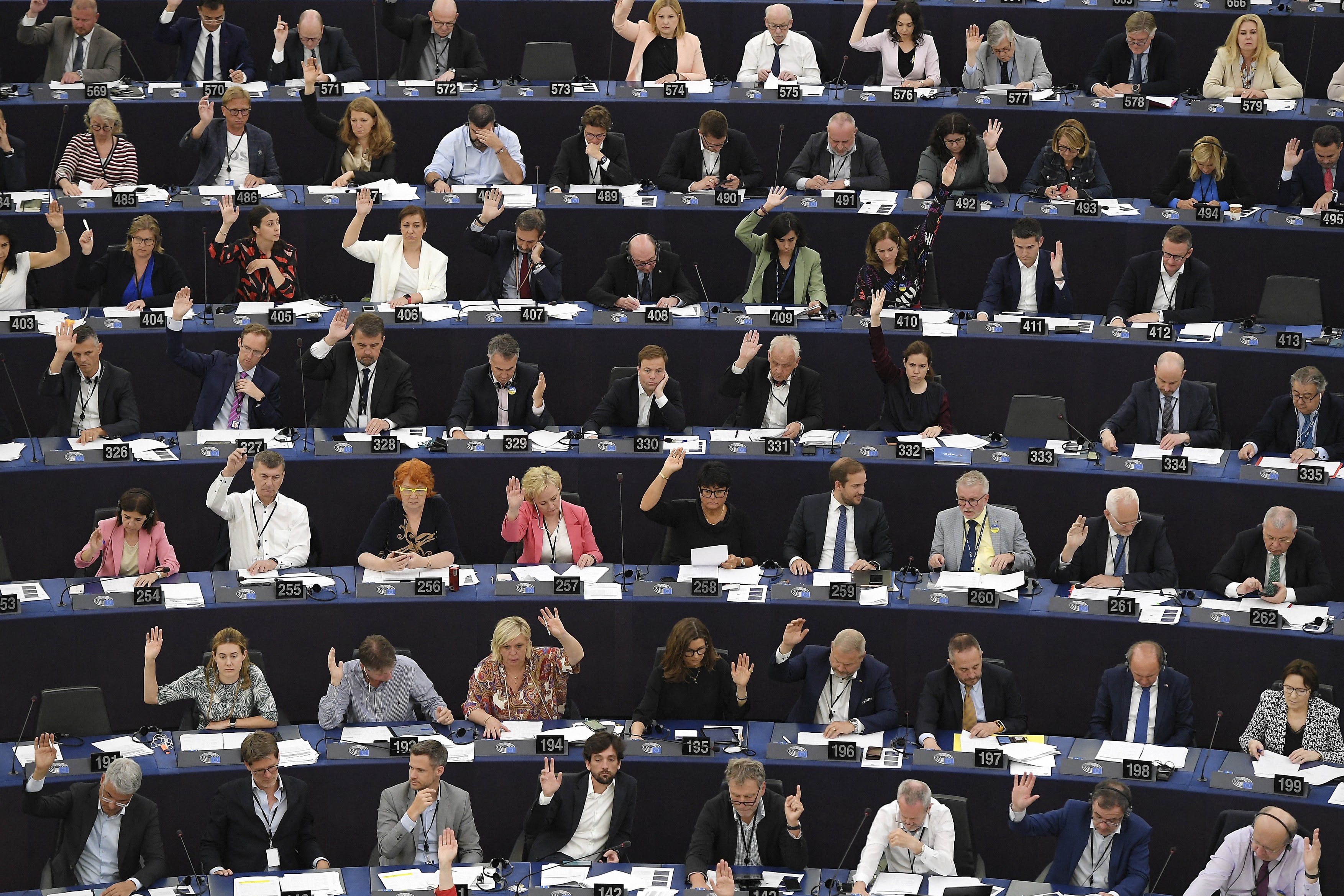 Euractiv: Parlamentul European a fost lovit de „un tsunami al lobbyștilor” înainte de votul pe proiectul Fit for 55
