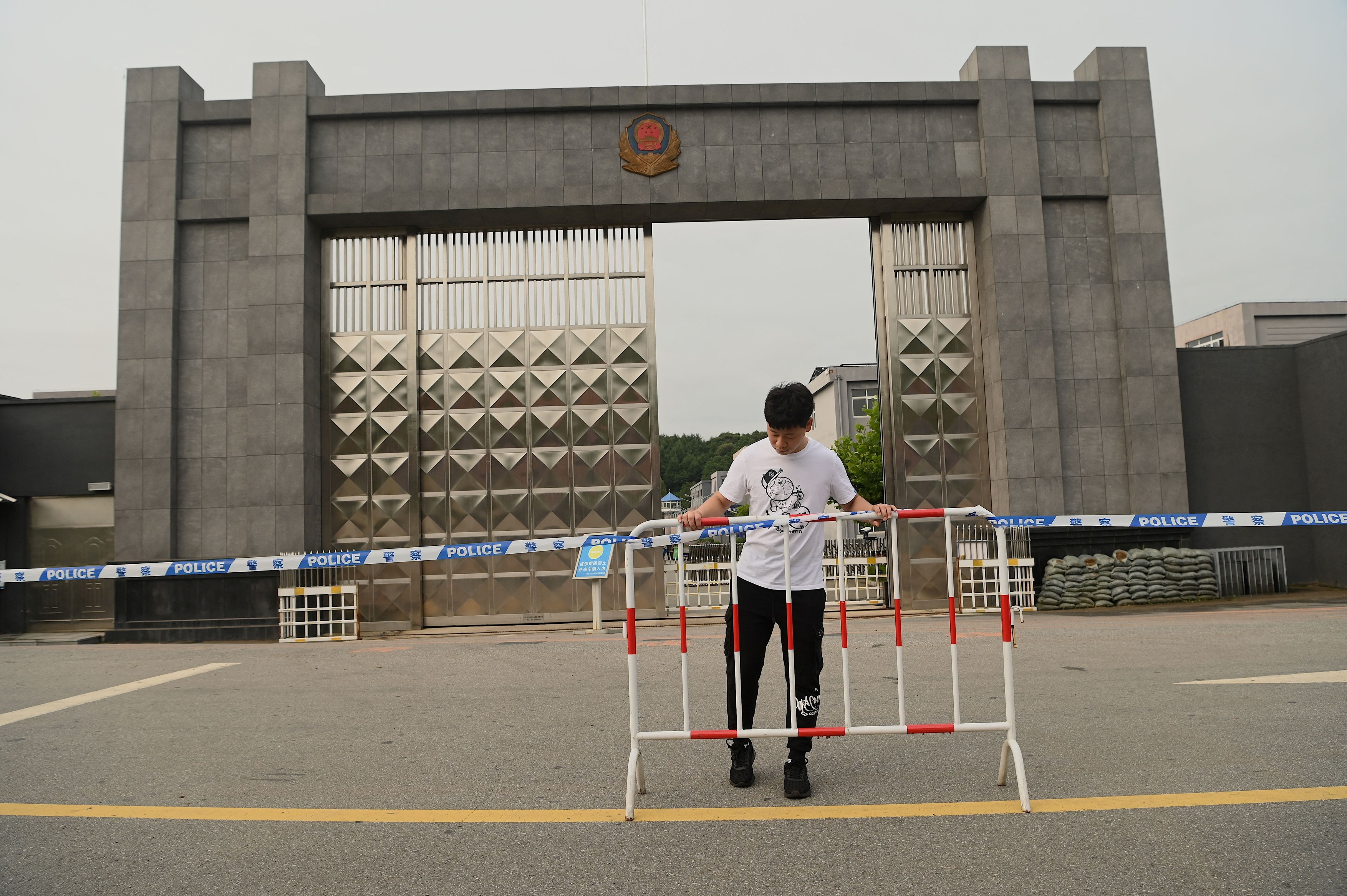 China se teme că vântul aduce Covid din Coreea de Nord și le cere locuitorilor să închidă ferestrele